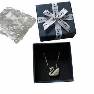 Swarovski Swan Elegant Trendy Gift Necklace